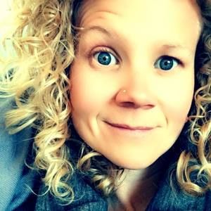 Meet your Posher, Courtney